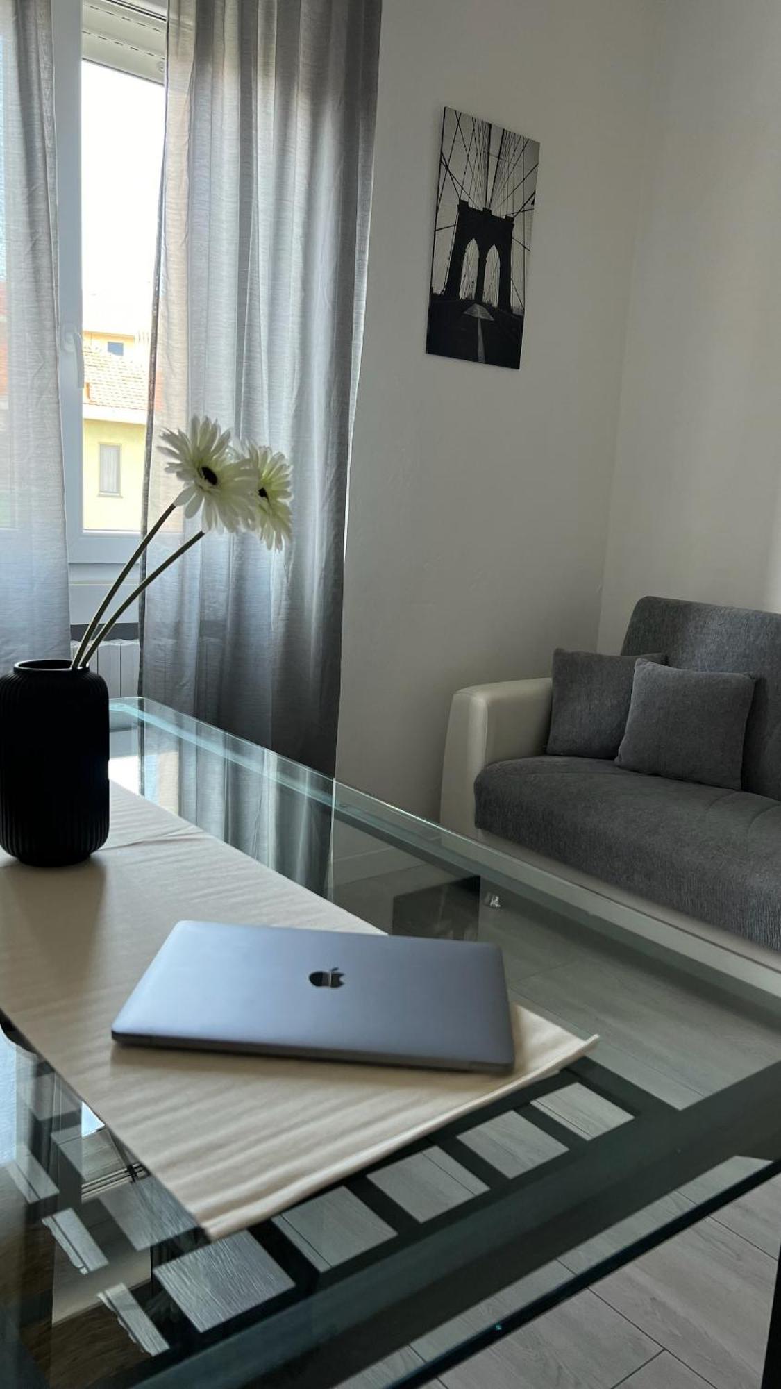 Rafael Milano - 10 Min From Linate Airport, Centrale Fs, Ospedale San Raffaele Apartment Ngoại thất bức ảnh