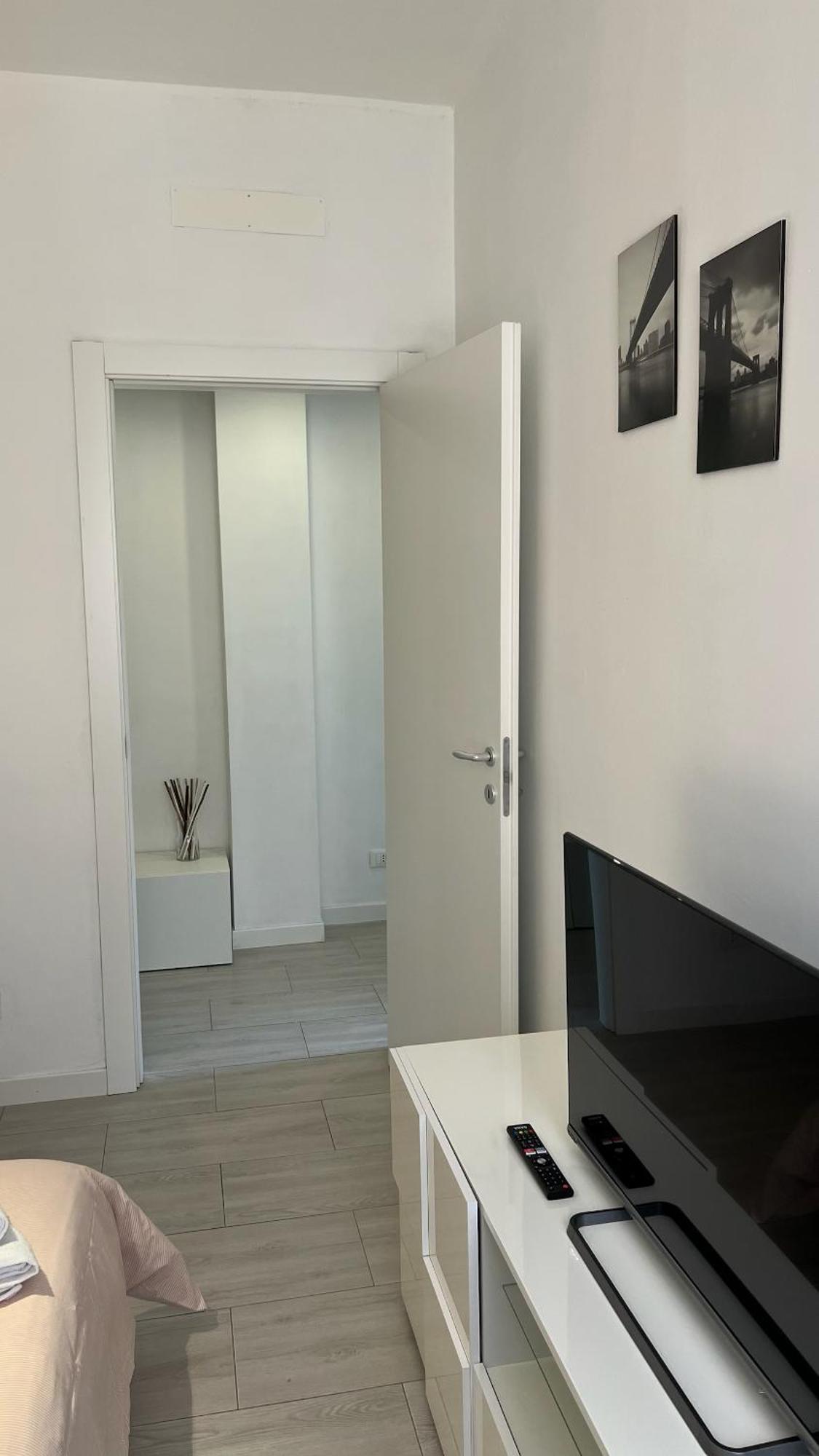 Rafael Milano - 10 Min From Linate Airport, Centrale Fs, Ospedale San Raffaele Apartment Ngoại thất bức ảnh