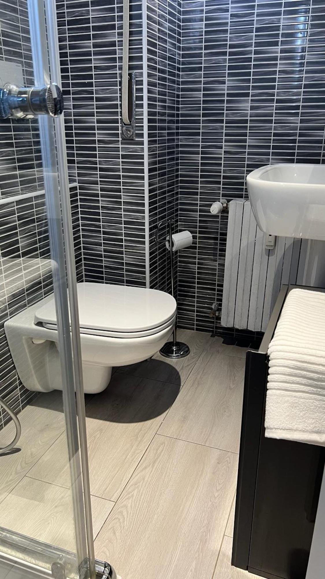 Rafael Milano - 10 Min From Linate Airport, Centrale Fs, Ospedale San Raffaele Apartment Ngoại thất bức ảnh